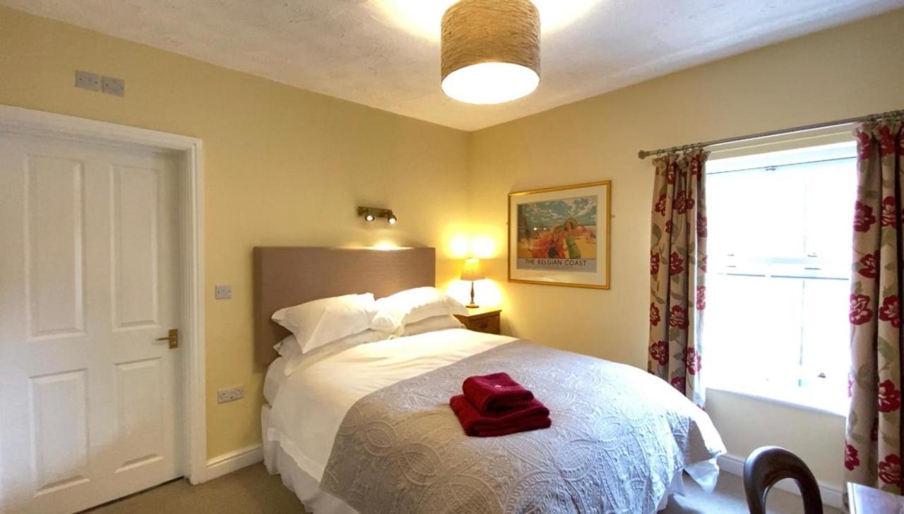 The Victoria Hotel Newcastle-under-Lyme Ngoại thất bức ảnh