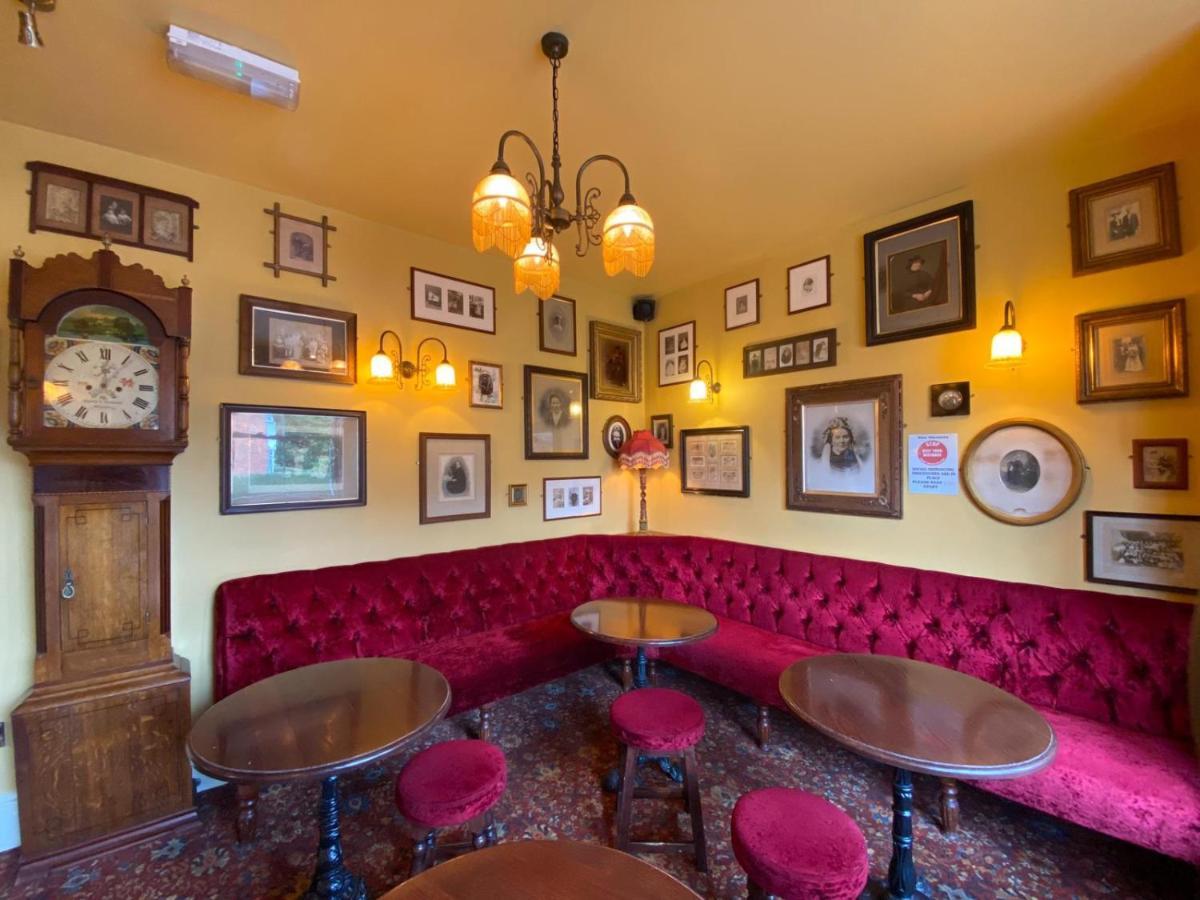The Victoria Hotel Newcastle-under-Lyme Ngoại thất bức ảnh