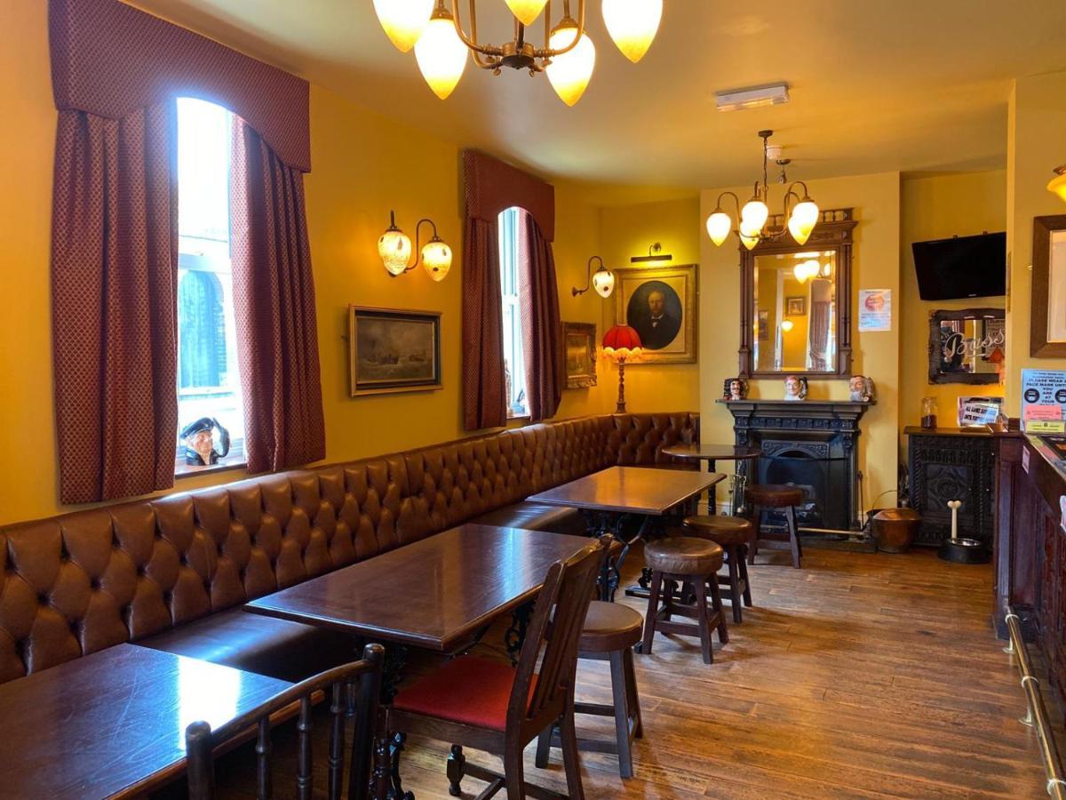 The Victoria Hotel Newcastle-under-Lyme Ngoại thất bức ảnh