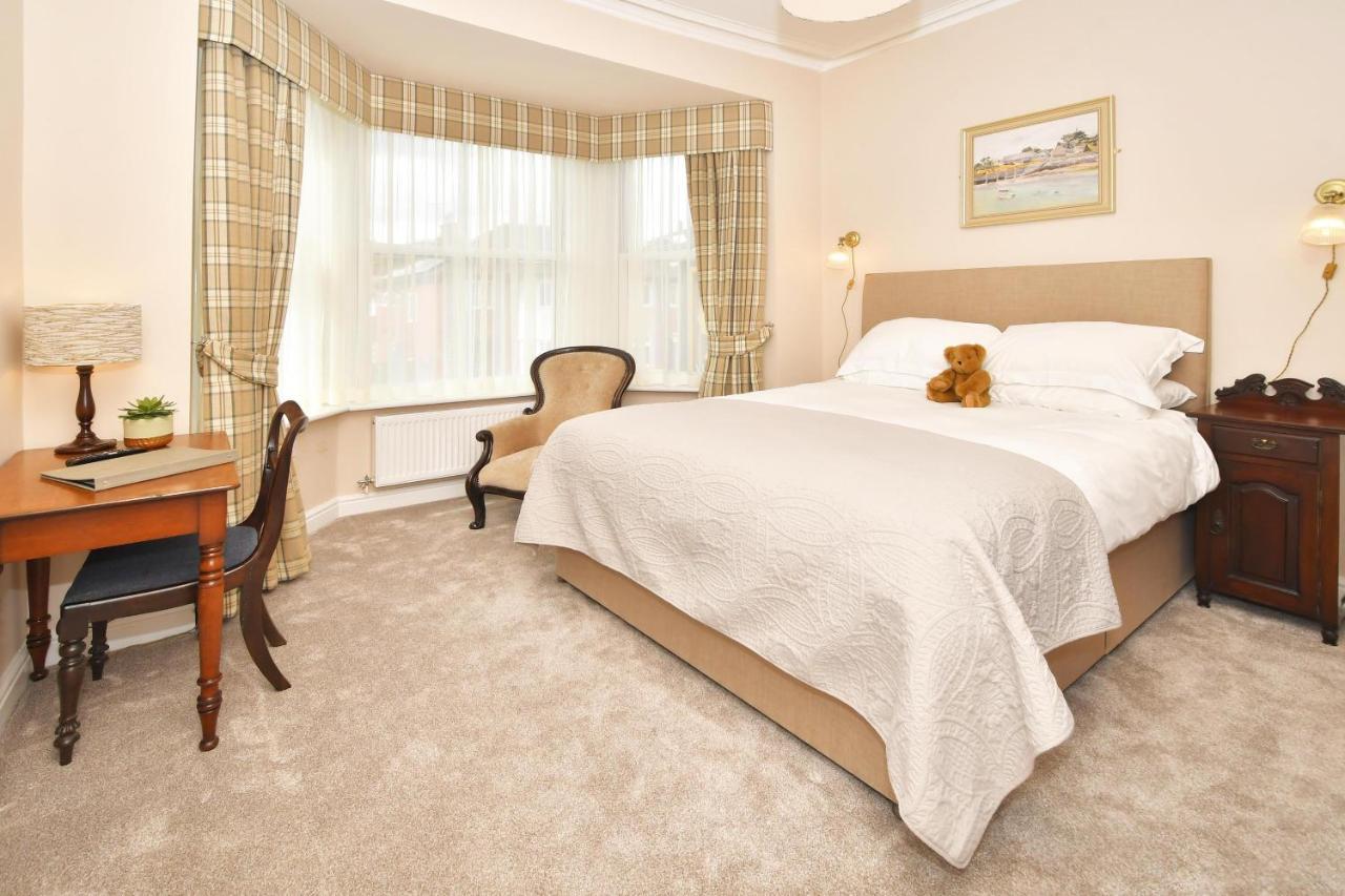 The Victoria Hotel Newcastle-under-Lyme Ngoại thất bức ảnh
